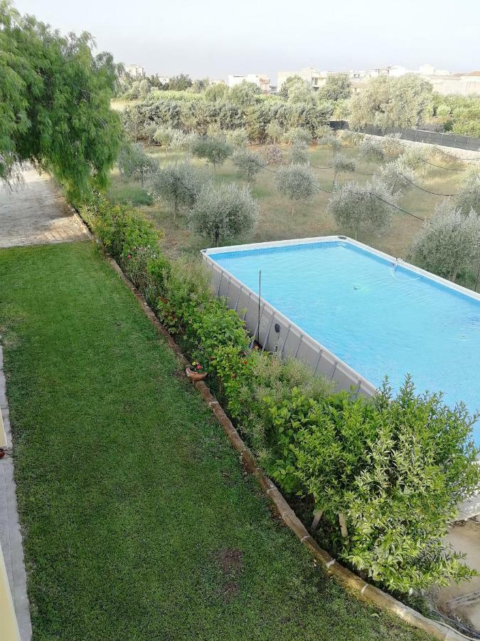 Villa Sole - Finaiti - Appartamento Per Turisti Floridia Exterior photo