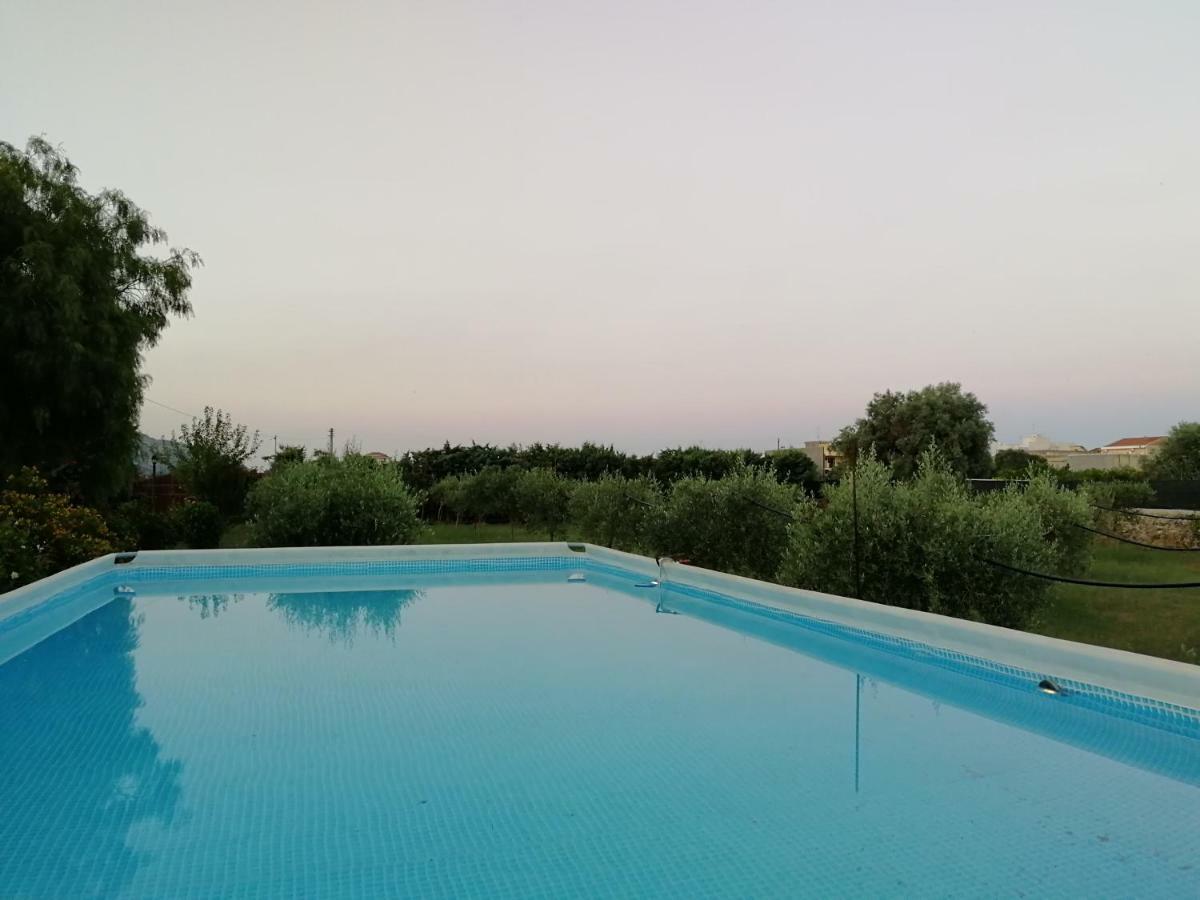 Villa Sole - Finaiti - Appartamento Per Turisti Floridia Exterior photo
